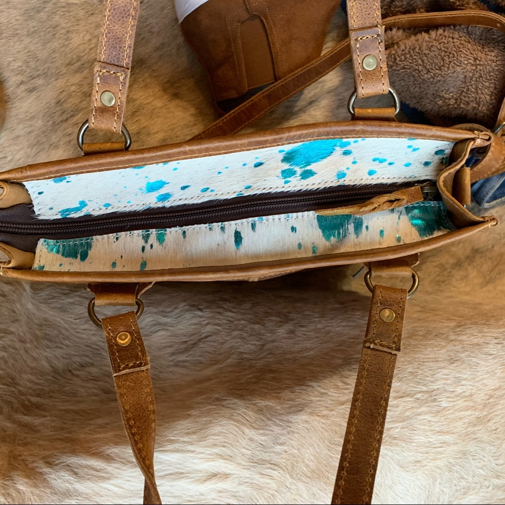 Cowhide Acid Wash Tooled Leather Purse - Picture 8 of 8